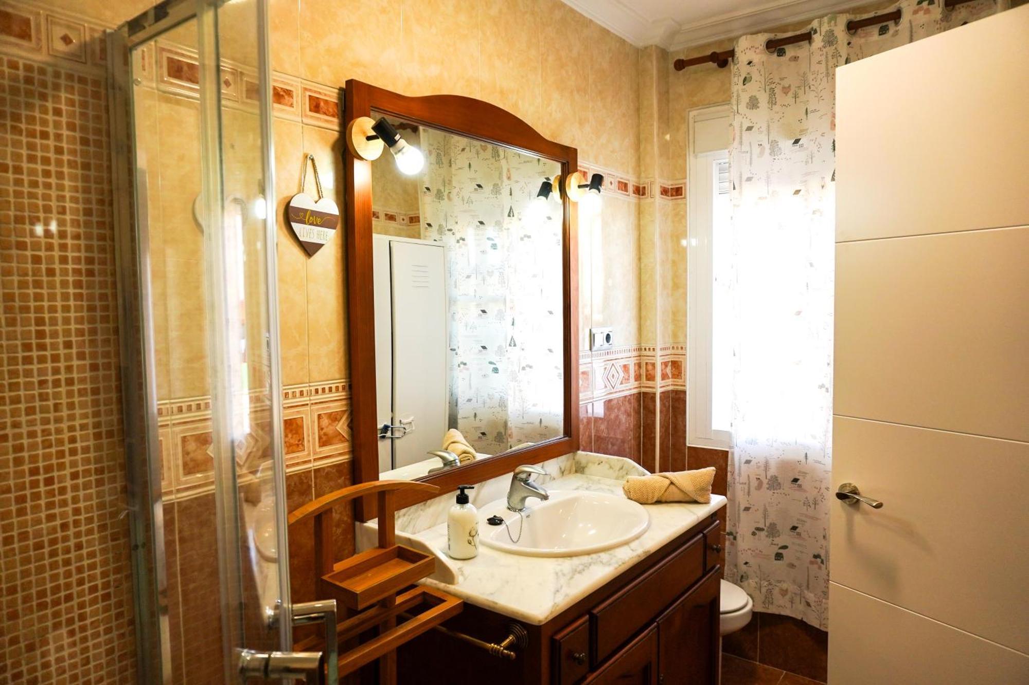 Tarifa Family House 5 Min Walk To The Beach And Old Town ภายนอก รูปภาพ