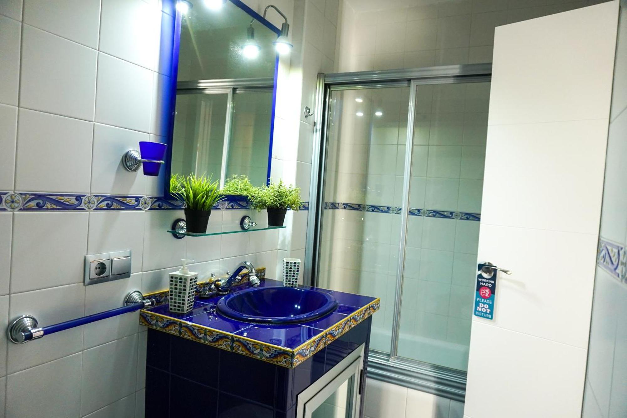 Tarifa Family House 5 Min Walk To The Beach And Old Town ภายนอก รูปภาพ